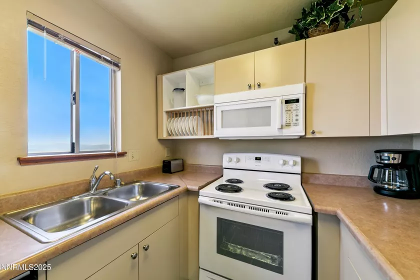 305 Galaxy, Stateline, Nevada 89449, 3 Bedrooms Bedrooms, ,2 BathroomsBathrooms,Residential,Residential,Galaxy,250053847