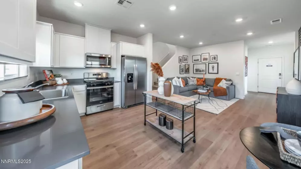 806 Orchard Rock, Reno, Nevada 89506, 3 Bedrooms Bedrooms, ,3 BathroomsBathrooms,Residential,Residential,Orchard Rock,250053850