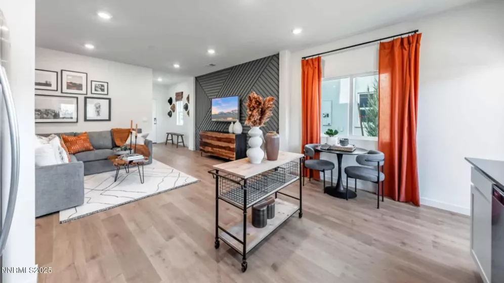 806 Orchard Rock, Reno, Nevada 89506, 3 Bedrooms Bedrooms, ,3 BathroomsBathrooms,Residential,Residential,Orchard Rock,250053850