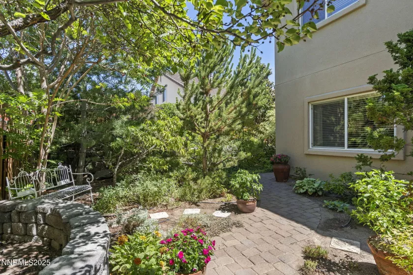 1550 Istrice, Sparks, Nevada 89436, 3 Bedrooms Bedrooms, ,3 BathroomsBathrooms,Residential,Residential,Istrice,250053852