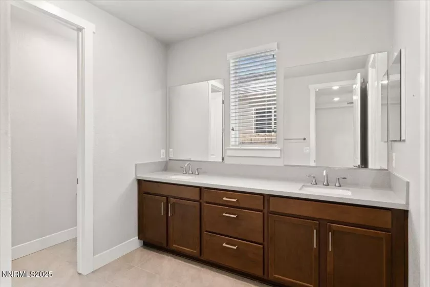 7597 Rambling Rdg, Reno, Nevada 89506, 4 Bedrooms Bedrooms, ,3 BathroomsBathrooms,Residential Lease,Manufactured,Rambling Rdg,250053851