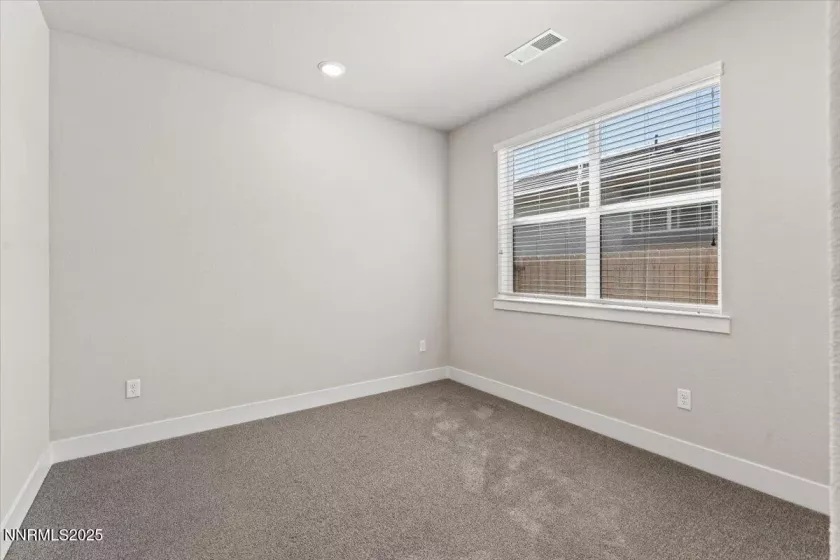 7597 Rambling Rdg, Reno, Nevada 89506, 4 Bedrooms Bedrooms, ,3 BathroomsBathrooms,Residential Lease,Manufactured,Rambling Rdg,250053851