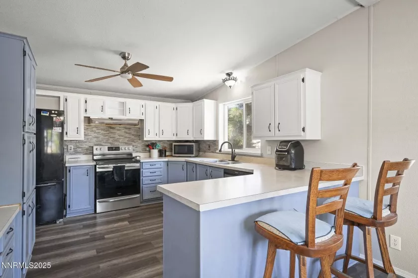 3665 Hummingbird, Reno, Nevada 89508, 3 Bedrooms Bedrooms, ,2 BathroomsBathrooms,Residential,Residential,Hummingbird,250053854