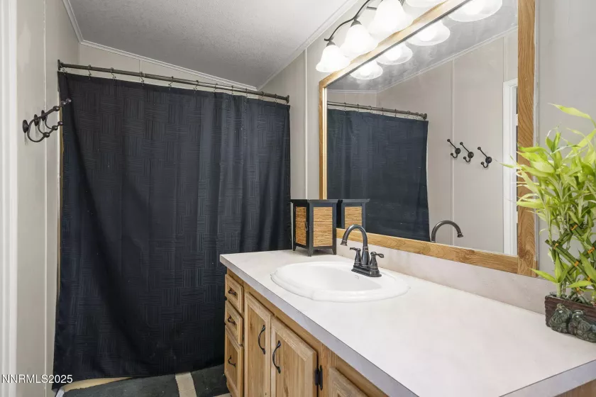 3665 Hummingbird, Reno, Nevada 89508, 3 Bedrooms Bedrooms, ,2 BathroomsBathrooms,Residential,Residential,Hummingbird,250053854