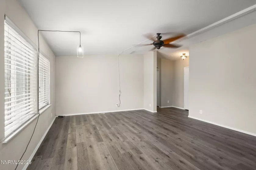 3665 Hummingbird, Reno, Nevada 89508, 3 Bedrooms Bedrooms, ,2 BathroomsBathrooms,Residential,Residential,Hummingbird,250053854