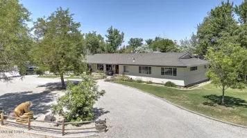 1955 Manchester, Fallon, Nevada 89406, 3 Bedrooms Bedrooms, ,3 BathroomsBathrooms,Residential,Residential,Manchester,250053856