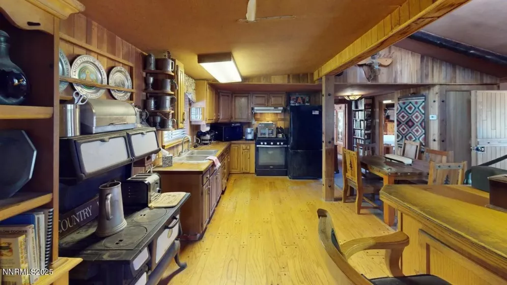 8250 Llama, Winnemucca, Nevada 89445, 2 Bedrooms Bedrooms, ,2 BathroomsBathrooms,Residential,Residential,Llama,250053858