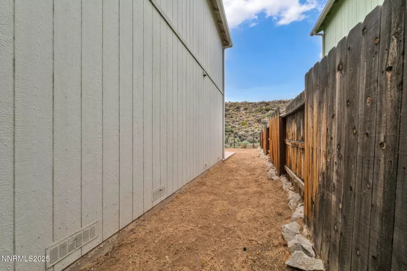 7644 Corso, Reno, Nevada 89506, 5 Bedrooms Bedrooms, ,3 BathroomsBathrooms,Residential,Residential,Corso,250053859