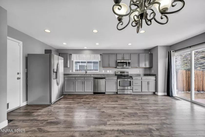 7644 Corso, Reno, Nevada 89506, 5 Bedrooms Bedrooms, ,3 BathroomsBathrooms,Residential,Residential,Corso,250053859