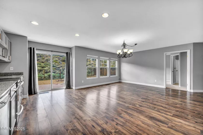 7644 Corso, Reno, Nevada 89506, 5 Bedrooms Bedrooms, ,3 BathroomsBathrooms,Residential,Residential,Corso,250053859