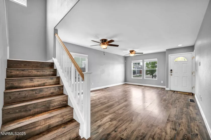 7644 Corso, Reno, Nevada 89506, 5 Bedrooms Bedrooms, ,3 BathroomsBathrooms,Residential,Residential,Corso,250053859
