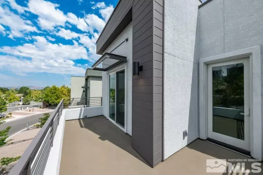 1533 Golf Club, Reno, Nevada 89519, 3 Bedrooms Bedrooms, ,4 BathroomsBathrooms,Residential,Residential,Golf Club,250053860