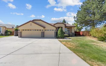 7809 Cangrejo, Sparks, Nevada 89436, 3 Bedrooms Bedrooms, ,2 BathroomsBathrooms,Residential,Residential,Cangrejo,250053861