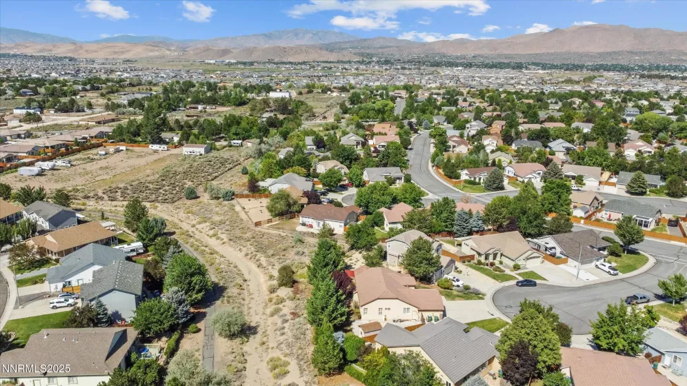 7809 Cangrejo, Sparks, Nevada 89436, 3 Bedrooms Bedrooms, ,2 BathroomsBathrooms,Residential,Residential,Cangrejo,250053861