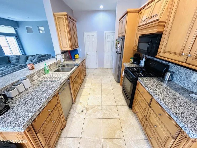 306 Valley Vista, Dayton, Nevada 89403, 4 Bedrooms Bedrooms, ,2 BathroomsBathrooms,Residential,Residential,Valley Vista,250053862