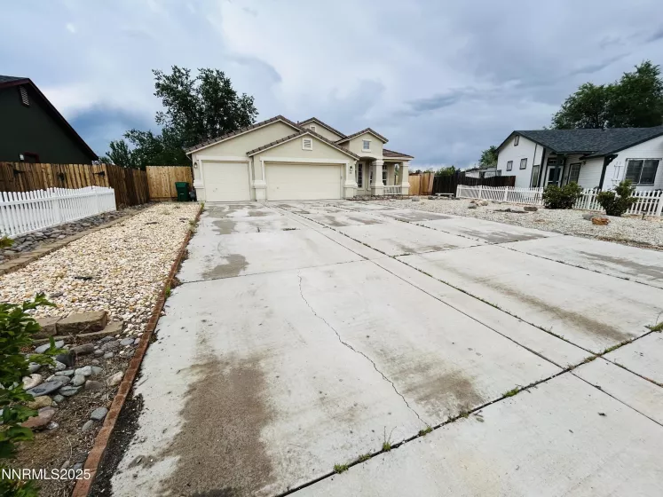 306 Valley Vista, Dayton, Nevada 89403, 4 Bedrooms Bedrooms, ,2 BathroomsBathrooms,Residential,Residential,Valley Vista,250053862