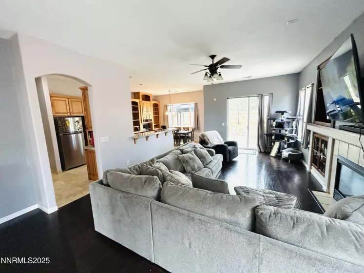 306 Valley Vista, Dayton, Nevada 89403, 4 Bedrooms Bedrooms, ,2 BathroomsBathrooms,Residential,Residential,Valley Vista,250053862
