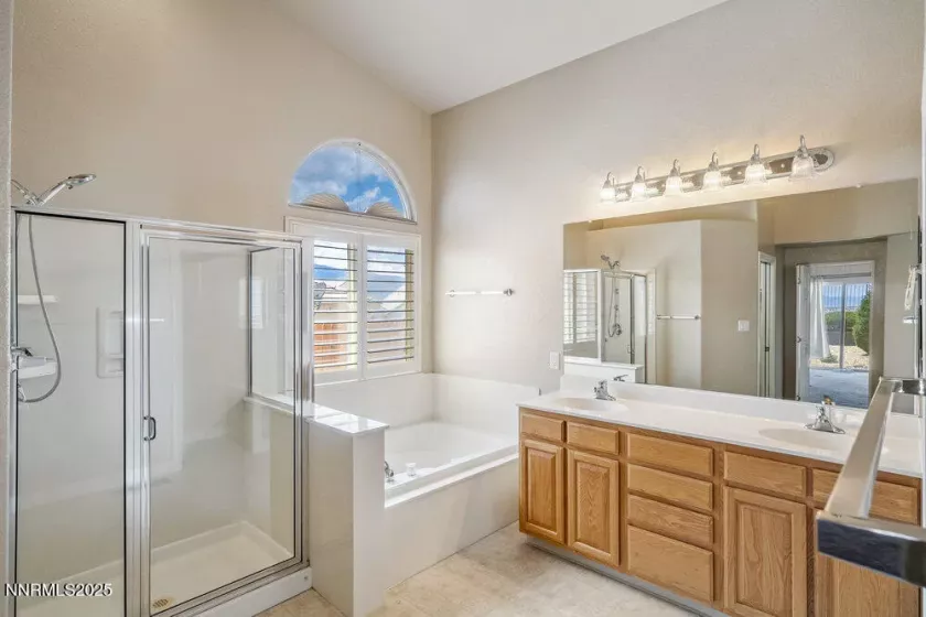 2170 Heatherwood, Reno, Nevada 89523, 3 Bedrooms Bedrooms, ,2 BathroomsBathrooms,Residential,Residential,Heatherwood,250053863