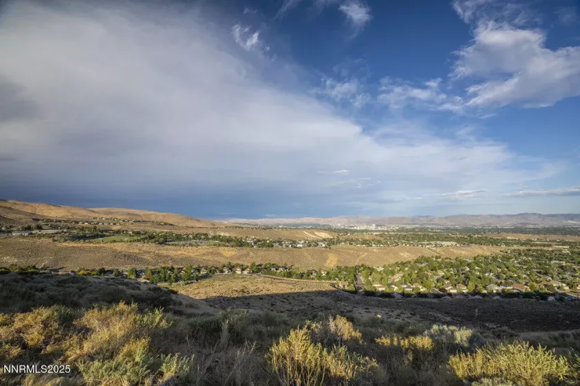 2170 Heatherwood, Reno, Nevada 89523, 3 Bedrooms Bedrooms, ,2 BathroomsBathrooms,Residential,Residential,Heatherwood,250053863