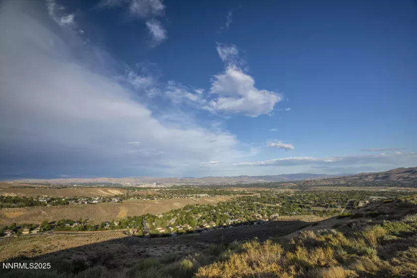 2170 Heatherwood, Reno, Nevada 89523, 3 Bedrooms Bedrooms, ,2 BathroomsBathrooms,Residential,Residential,Heatherwood,250053863