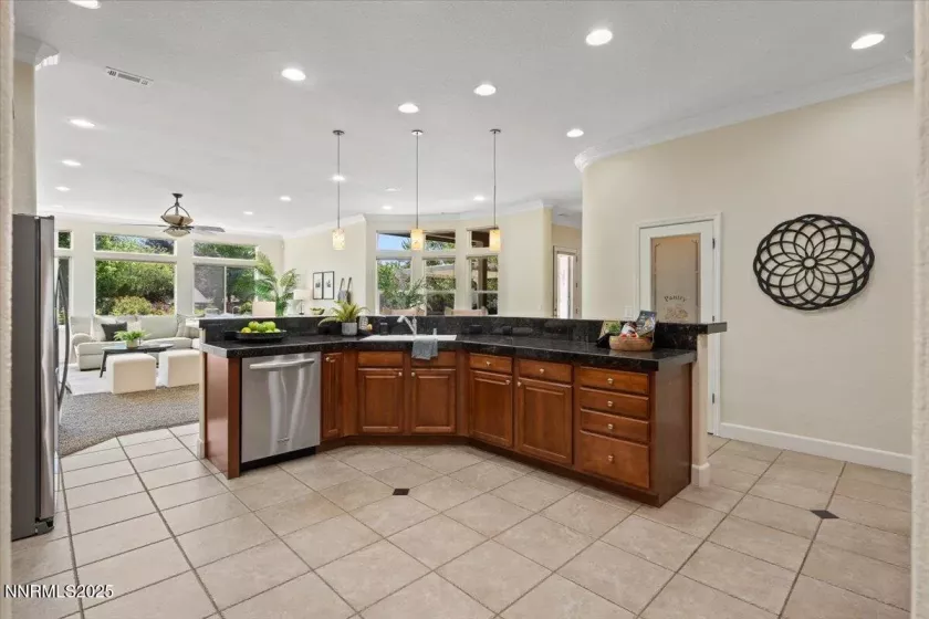 11740 Anthem, Sparks, Nevada 89441, 5 Bedrooms Bedrooms, ,4 BathroomsBathrooms,Residential,Residential,Anthem,250053864
