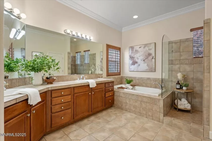 11740 Anthem, Sparks, Nevada 89441, 5 Bedrooms Bedrooms, ,4 BathroomsBathrooms,Residential,Residential,Anthem,250053864