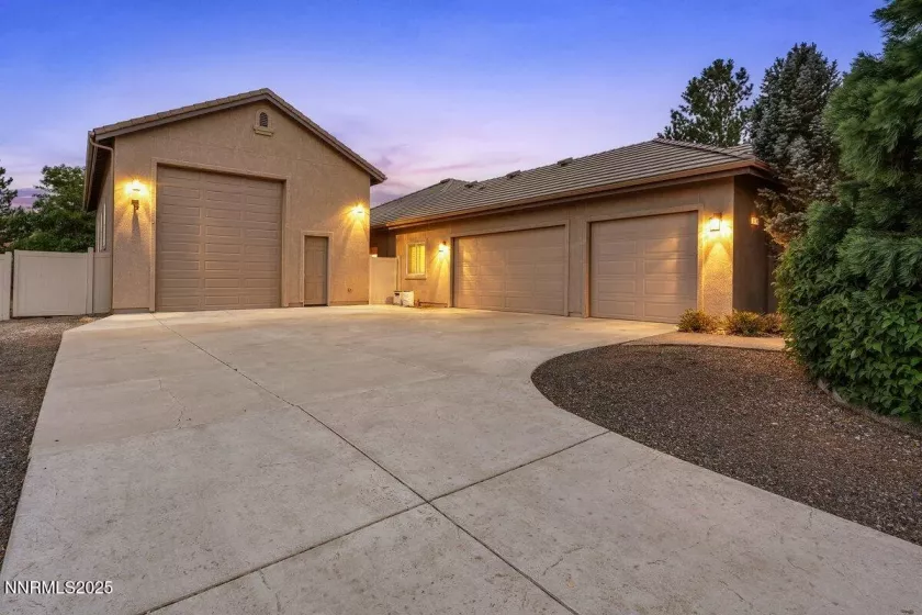 11740 Anthem, Sparks, Nevada 89441, 5 Bedrooms Bedrooms, ,4 BathroomsBathrooms,Residential,Residential,Anthem,250053864