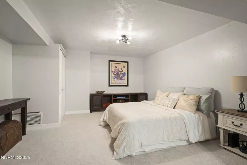 1080 Tudor, Reno, Nevada 89503, 4 Bedrooms Bedrooms, ,3 BathroomsBathrooms,Residential,Residential,Tudor,250053866