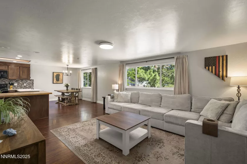 1080 Tudor, Reno, Nevada 89503, 4 Bedrooms Bedrooms, ,3 BathroomsBathrooms,Residential,Residential,Tudor,250053866