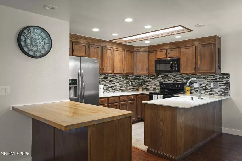 1080 Tudor, Reno, Nevada 89503, 4 Bedrooms Bedrooms, ,3 BathroomsBathrooms,Residential,Residential,Tudor,250053866