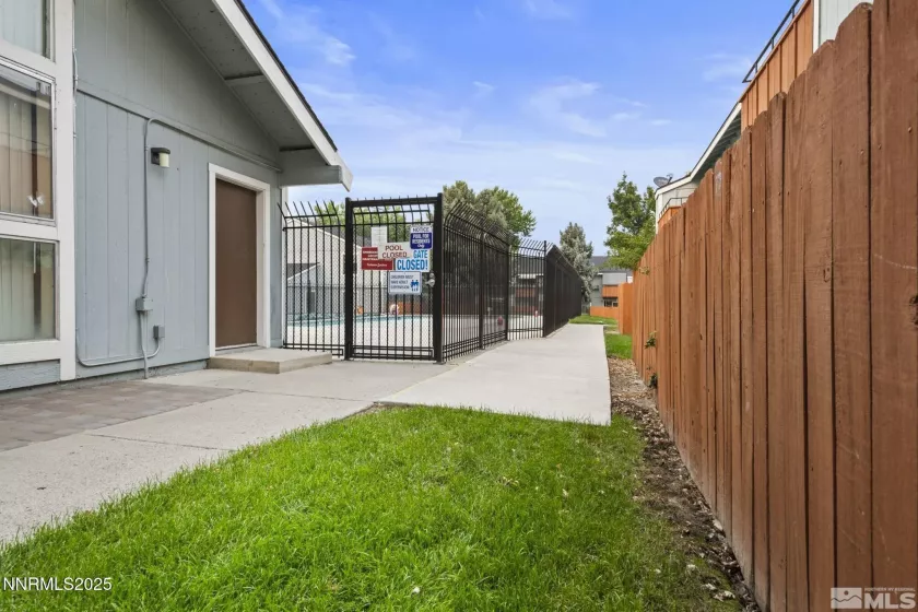 4602 Neil, Reno, Nevada 89502, 2 Bedrooms Bedrooms, ,1 BathroomBathrooms,Residential,Residential,Neil,250053867