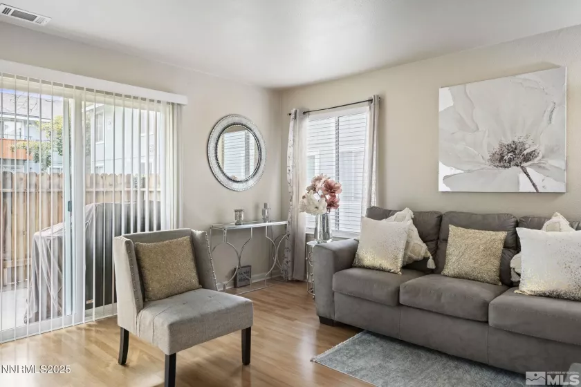 4602 Neil, Reno, Nevada 89502, 2 Bedrooms Bedrooms, ,1 BathroomBathrooms,Residential,Residential,Neil,250053867