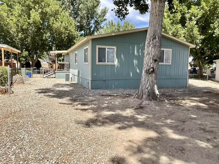 500 W Goldfield Avenue #32, Yerington, Nevada 89447, 3 Bedrooms Bedrooms, 10 Rooms Rooms,2 BathroomsBathrooms,Manufactured,Residential,32,W Goldfield,250053871