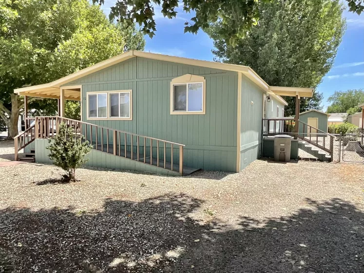500 W Goldfield Avenue #32, Yerington, Nevada 89447, 3 Bedrooms Bedrooms, 10 Rooms Rooms,2 BathroomsBathrooms,Manufactured,Residential,32,W Goldfield,250053871