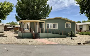 500 W Goldfield Avenue #32, Yerington, Nevada 89447, 3 Bedrooms Bedrooms, 10 Rooms Rooms,2 BathroomsBathrooms,Manufactured,Residential,32,W Goldfield,250053871