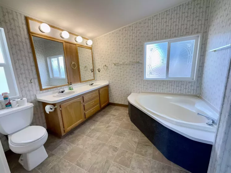 500 W Goldfield Avenue #32, Yerington, Nevada 89447, 3 Bedrooms Bedrooms, 10 Rooms Rooms,2 BathroomsBathrooms,Manufactured,Residential,32,W Goldfield,250053871
