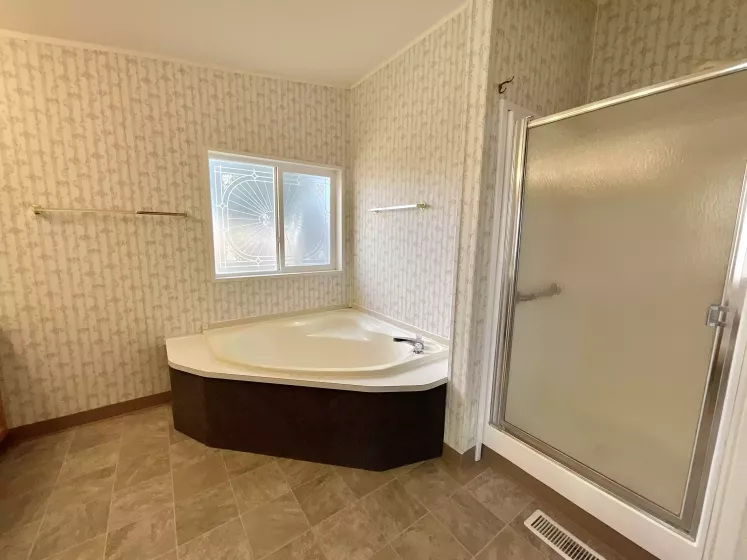 500 W Goldfield Avenue #32, Yerington, Nevada 89447, 3 Bedrooms Bedrooms, 10 Rooms Rooms,2 BathroomsBathrooms,Manufactured,Residential,32,W Goldfield,250053871