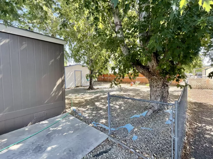 500 W Goldfield Avenue #27, Yerington, Nevada 89447, 2 Bedrooms Bedrooms, 10 Rooms Rooms,2 BathroomsBathrooms,Manufactured,Residential,27,W Goldfield,250053872