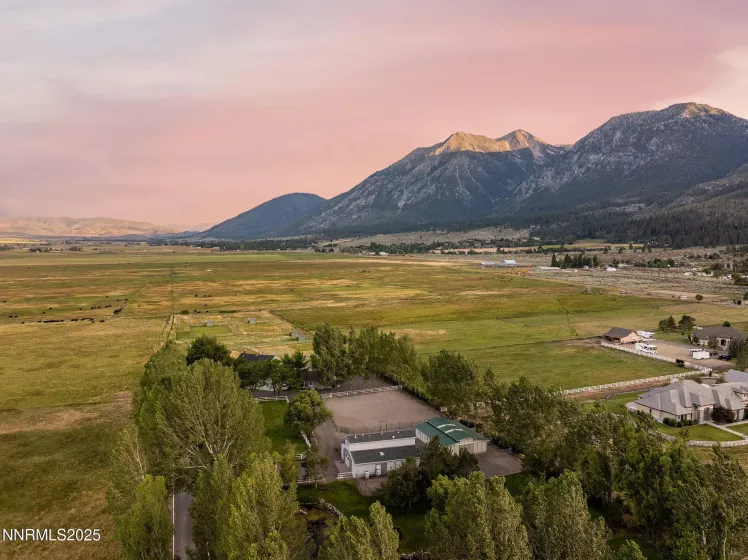 389 Mottsville, Gardnerville, Nevada 89460, 5 Bedrooms Bedrooms, ,5 BathroomsBathrooms,Residential,Residential,Mottsville,250052637