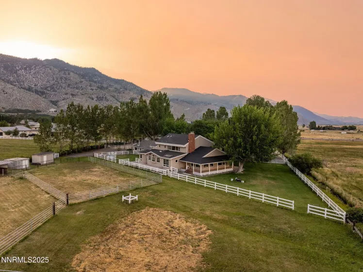 389 Mottsville, Gardnerville, Nevada 89460, 5 Bedrooms Bedrooms, ,5 BathroomsBathrooms,Residential,Residential,Mottsville,250052637