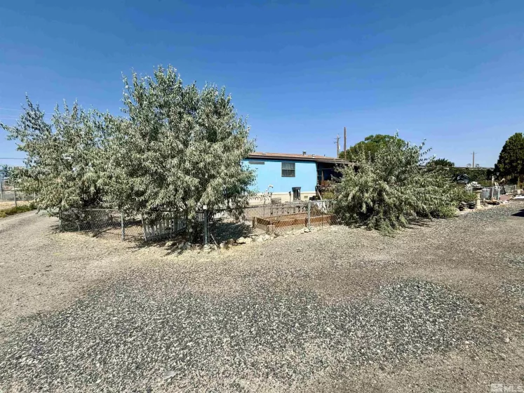 660 Meridian, Lovelock, Nevada 89419, 2 Bedrooms Bedrooms, ,2 BathroomsBathrooms,Residential,Residential,Meridian,240009095