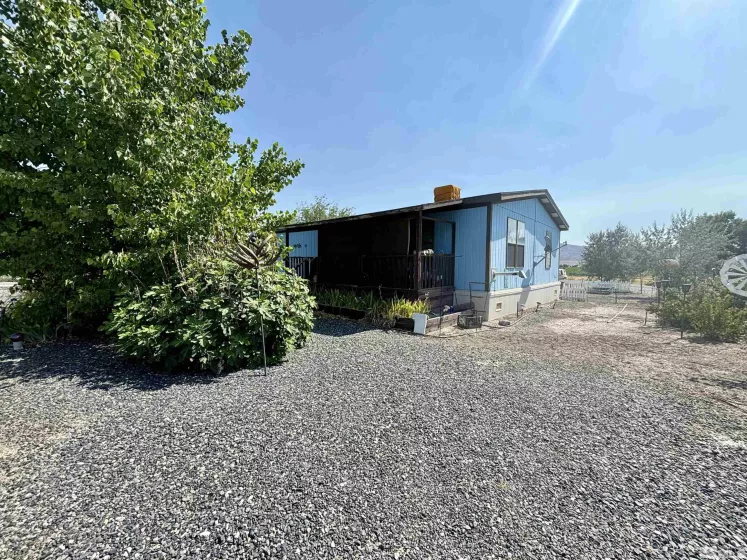 660 Meridian, Lovelock, Nevada 89419, 2 Bedrooms Bedrooms, ,2 BathroomsBathrooms,Residential,Residential,Meridian,240009095