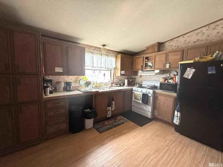 660 Meridian, Lovelock, Nevada 89419, 2 Bedrooms Bedrooms, ,2 BathroomsBathrooms,Residential,Residential,Meridian,240009095
