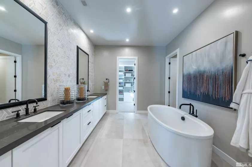 81 Caballada, Reno, Nevada 89511, 3 Bedrooms Bedrooms, ,4 BathroomsBathrooms,Residential,Residential,Caballada,250053879