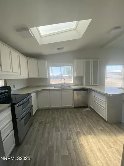 925 Tony, Winnemucca, Nevada 89445, 3 Bedrooms Bedrooms, ,2 BathroomsBathrooms,Residential,Residential,Tony,250053882