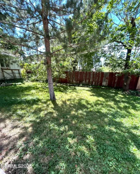 1155 Washington, Reno, Nevada 89503, 5 Bedrooms Bedrooms, ,3 BathroomsBathrooms,Residential Lease,Manufactured,Washington,250053887