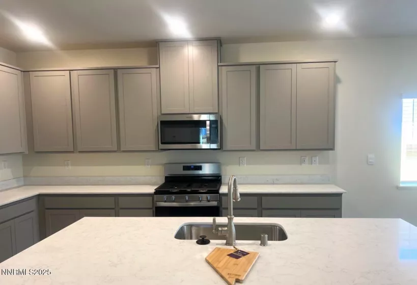 4372 Country Flats, Sparks, Nevada 89436, 4 Bedrooms Bedrooms, ,2 BathroomsBathrooms,Residential Lease,Manufactured,Country Flats,250053891