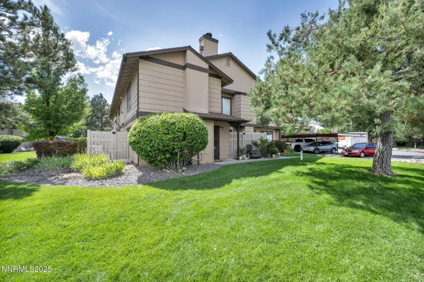 4777 Reggie, Reno, Nevada 89502, 1 Bedroom Bedrooms, ,2 BathroomsBathrooms,Residential,Residential,Reggie,250053895