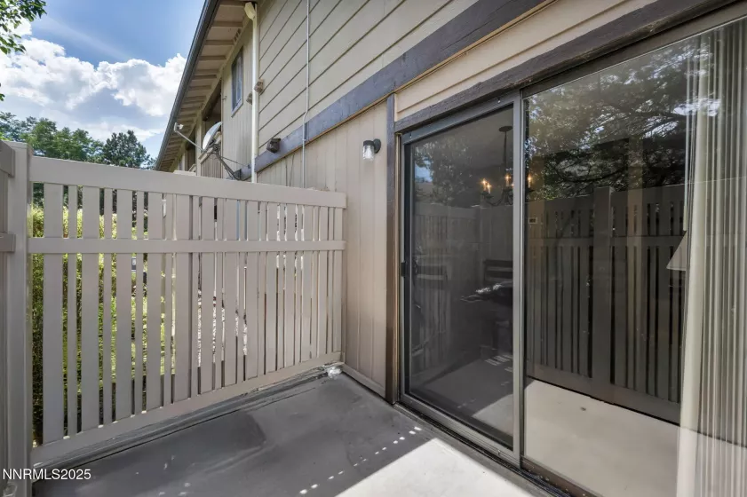 4777 Reggie, Reno, Nevada 89502, 1 Bedroom Bedrooms, ,2 BathroomsBathrooms,Residential,Residential,Reggie,250053895