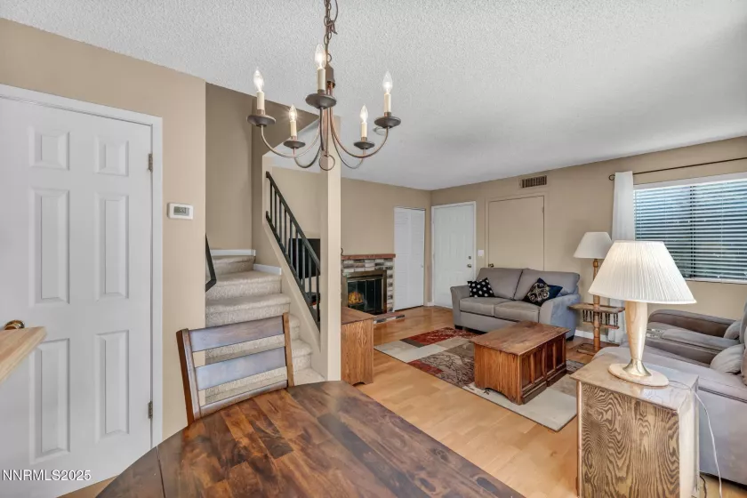 4777 Reggie, Reno, Nevada 89502, 1 Bedroom Bedrooms, ,2 BathroomsBathrooms,Residential,Residential,Reggie,250053895